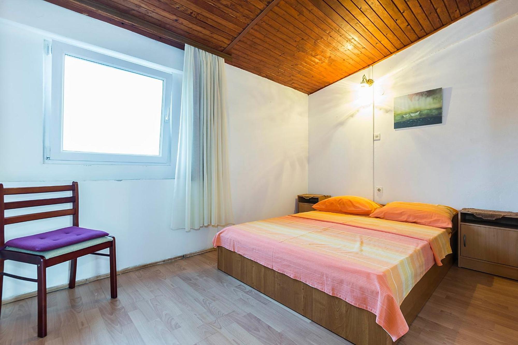 Apartments Draga Sukošan Стая снимка